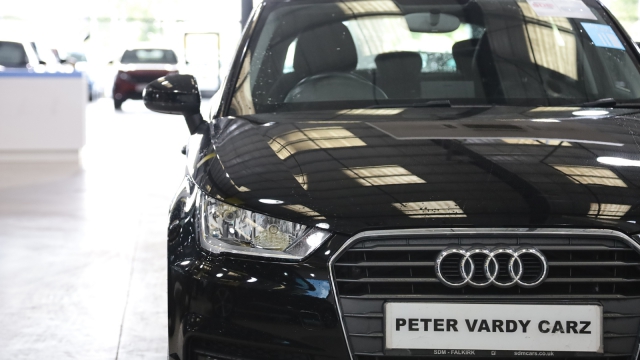 View the 2017 Audi A1 Diesel Sportback: 1.6 TDI Sport 5dr Online at Peter Vardy