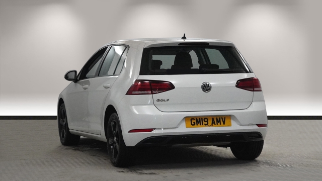 View the 2019 Volkswagen Golf: 1.0 TSI S 5dr Online at Peter Vardy