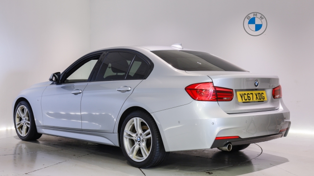 View the 2017 Bmw 3 Series: 318d M Sport 4dr Online at Peter Vardy