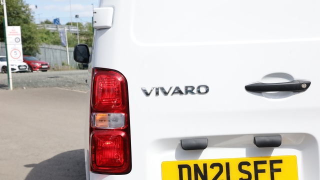 View the 2021 Vauxhall Vivaro: 2900 1.5d 100PS Dynamic H1 Van Online at Peter Vardy