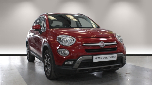 View the 2015 Fiat 500x: 1.6 Multijet Cross 5dr Online at Peter Vardy