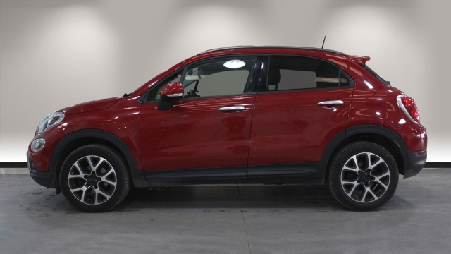 View the 2015 Fiat 500x: 1.6 Multijet Cross 5dr Online at Peter Vardy