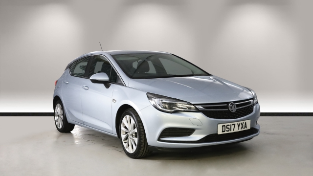 View the 2017 Vauxhall Astra: 1.6 CDTi 16V 136 Design 5dr Online at Peter Vardy