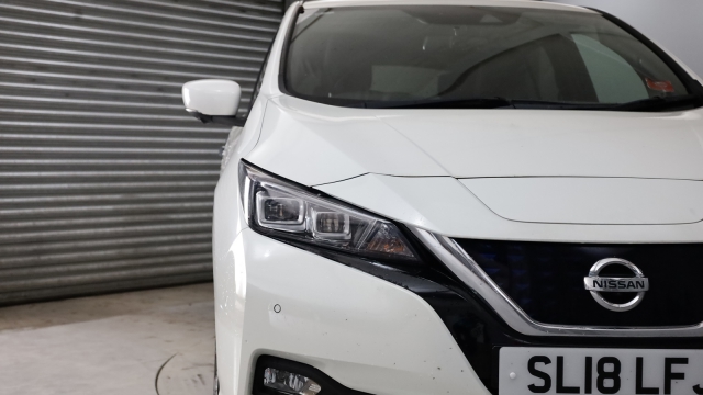 View the 2018 Nissan Leaf: 110kW Tekna 40kWh 5dr Auto Online at Peter Vardy
