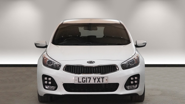 View the 2019 Kia Ceed: 1.6 CRDi ISG GT-Line 5dr Online at Peter Vardy