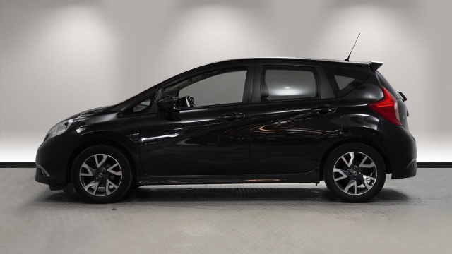 View the 2014 Nissan Note: 1.5 dCi Tekna 5dr Online at Peter Vardy