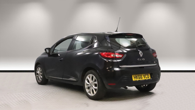 View the 2016 Renault Clio: 1.5 dCi 90 Dynamique Nav 5dr Online at Peter Vardy