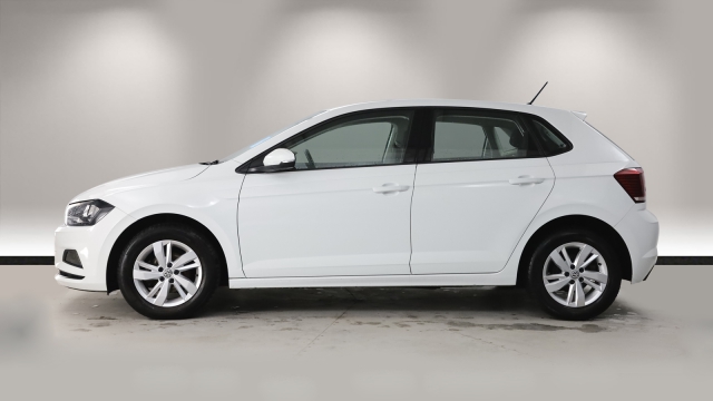View the 2019 Volkswagen Polo Hatchback: 1.0 EVO SE 5dr Online at Peter Vardy