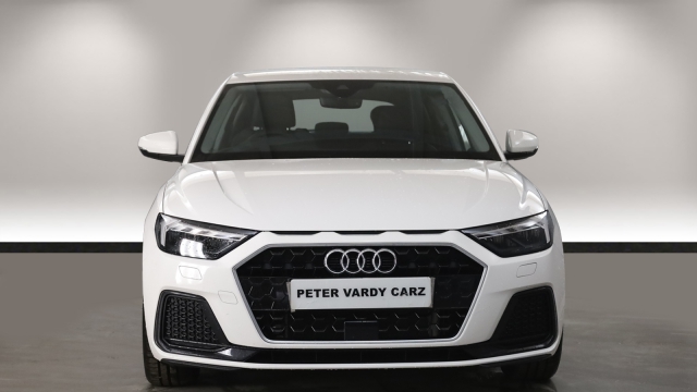 View the 2022 Audi A1: 25 TFSI Sport 5dr S Tronic Online at Peter Vardy