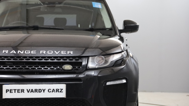 View the 2016 Land Rover Range Rover Evoque: 2.0 TD4 SE Tech 5dr Auto Online at Peter Vardy