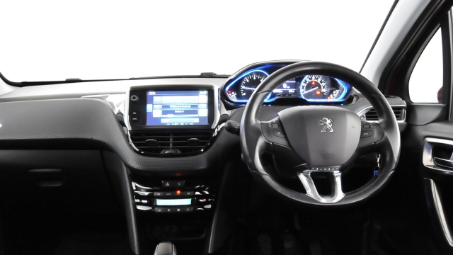 View the 2016 Peugeot 2008: 1.6 BlueHDi 100 Allure 5dr Online at Peter Vardy