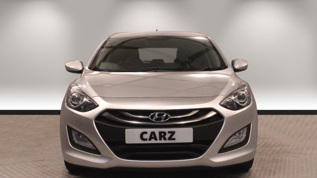 View the 2013 Hyundai I30: 1.4 Edition 5dr Online at Peter Vardy