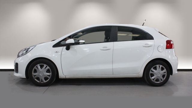 View the 2016 Kia Rio: 1.25 1 Air 5dr Online at Peter Vardy
