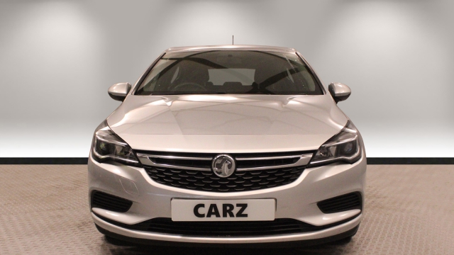 View the 2016 Vauxhall Astra: 1.4T 16V 125 Design 5dr Online at Peter Vardy