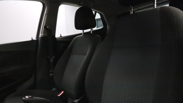 View the 2018 Vauxhall Mokka X: 1.4T ecoTEC Design Nav 5dr Online at Peter Vardy