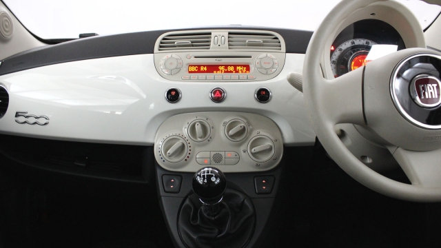 View the 2013 Fiat 500: 1.2 Pop 3dr [Start Stop] Online at Peter Vardy