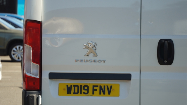 View the 2019 Peugeot Boxer: 2.0 BlueHDi H2 Professional Van 130ps Online at Peter Vardy