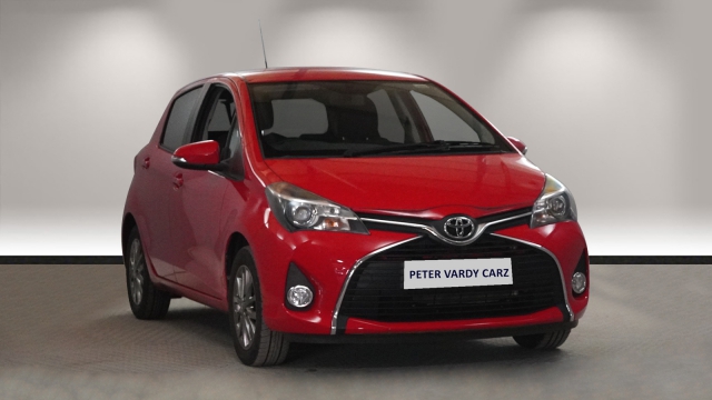 View the 2017 Toyota Yaris: 1.33 VVT-i Icon 5dr Online at Peter Vardy