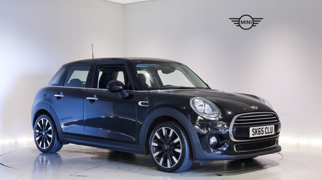 View the 2015 Mini Hatchback: 1.5 Cooper D 5dr Online at Peter Vardy