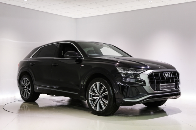 View the 2019 Audi Q8: 50 TDI Quattro S Line 5dr Tiptronic Online at Peter Vardy