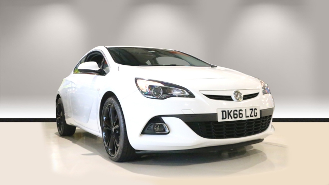 View the 2016 Vauxhall GTC: 1.6T 16V 200 Limited Edition 3dr Online at Peter Vardy