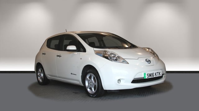 View the 2016 Nissan Leaf: 80kW Acenta 30kWh 5dr Auto Online at Peter Vardy