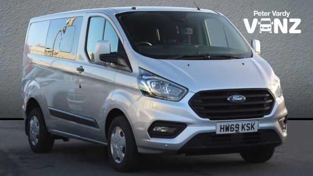 View the 2019 Ford Transit Custom: 2.0 EcoBlue 130ps Low Roof D/Cab Trend Van Online at Peter Vardy