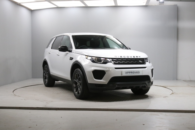 View the 2019 Land Rover Discovery Sport: 2.0 TD4 180 Landmark 5dr Auto [5 Seat] Online at Peter Vardy