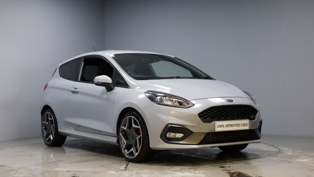 Buy Used Ford Cars Online | Page 2 | Peter Vardy